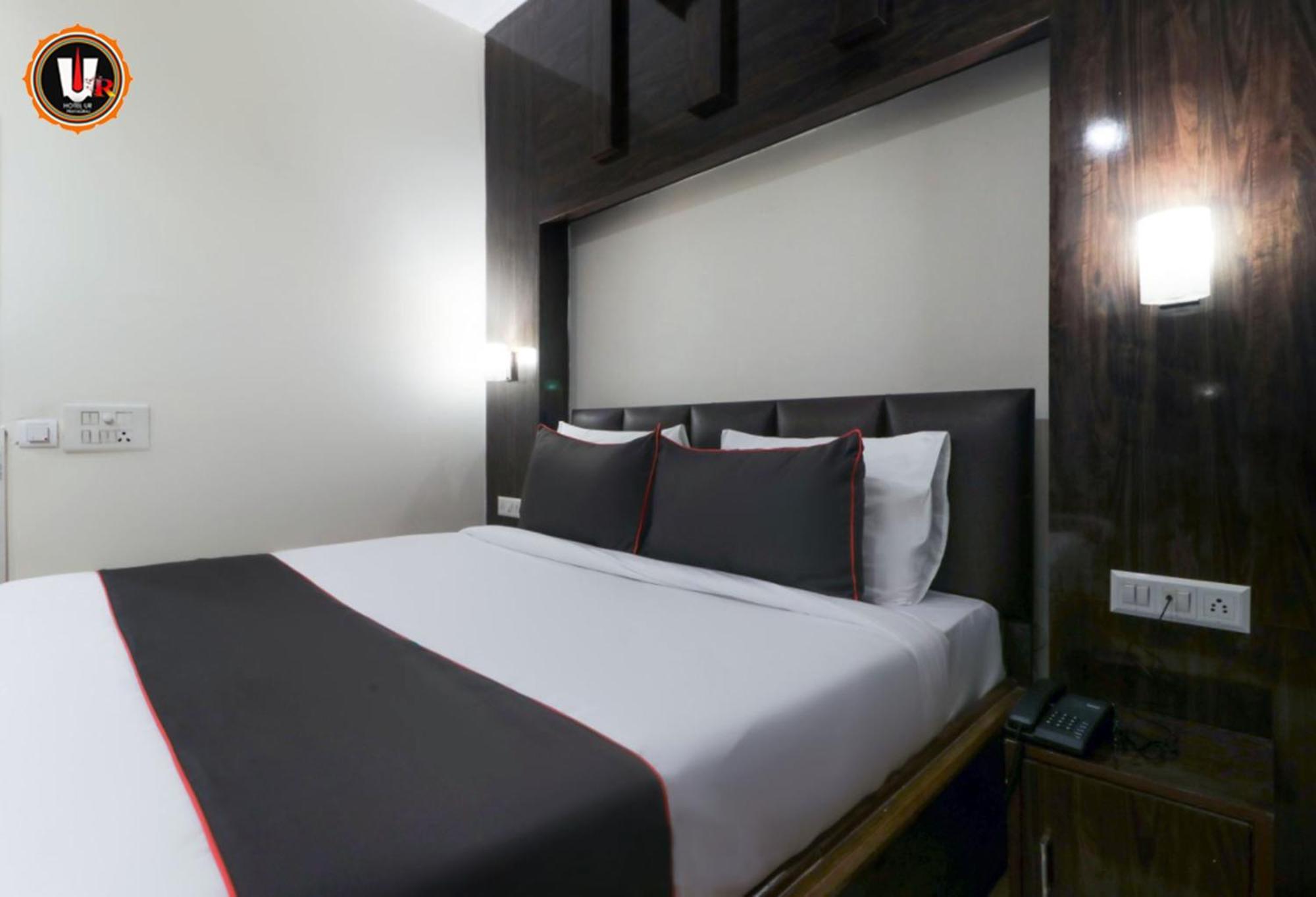 Hotel Ur Prayagraj Exterior foto